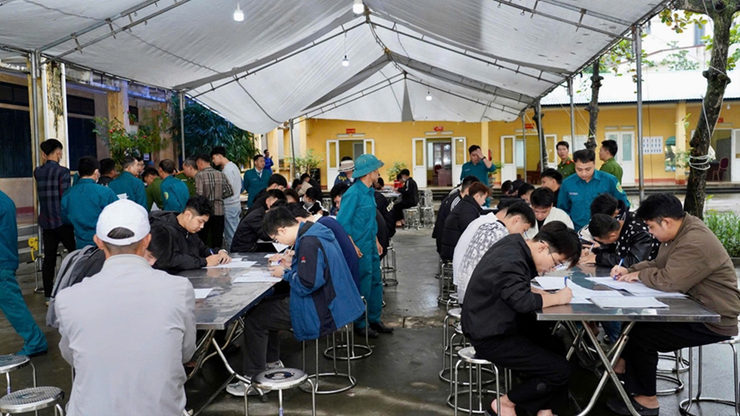 XÃ YÊN LÃNG TỔ CHỨC KHÁM SƠ TUYỂN SỨC KHỎE NGHĨA VỤ QUÂN SỰ NĂM 2026- Ảnh 2.