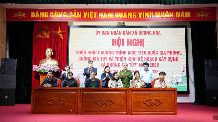 Hội nghị triển khai chương trình mục tiêu quốc gia phòng, chống ma tuý và triển khai kế hoạch xây dựng xã không ma tuý năm 2025- Ảnh 15.