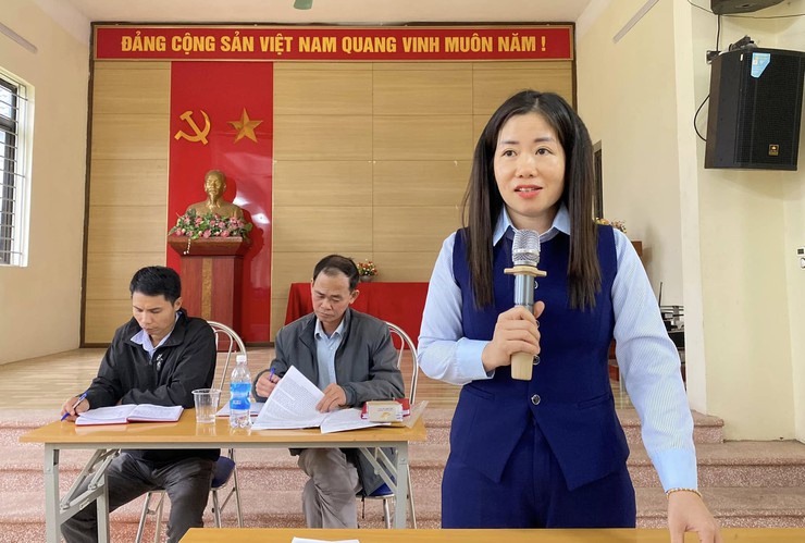 TRƯỞNG PHÒNG VĂN HOÁ - XÃ HỘI NGUYỄN THỊ TRÀ LIÊN DỰ SINH HOẠT CHUYÊN ĐỀ THÁNG 11 VỚI CHI BỘ THÔN 1, XÃ TRUNG GIÃ- Ảnh 1.