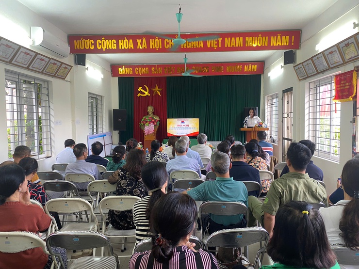 Phường Long Biên tuyên truyền, hướng dẫn người dân, tổ chức thực hiện Thủ tục hành chính trên môi trường số- Ảnh 4.