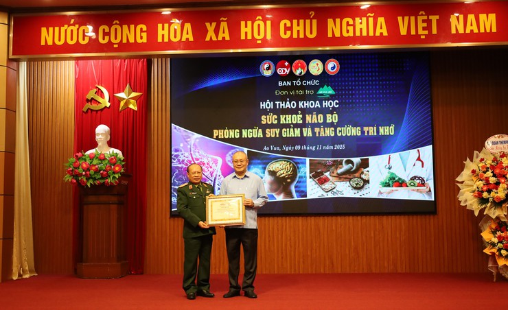 Hội thảo khoa học "Sức khỏe não bộ: Phòng ngừa suy giảm và tăng cường trí nhớ"- Ảnh 6.