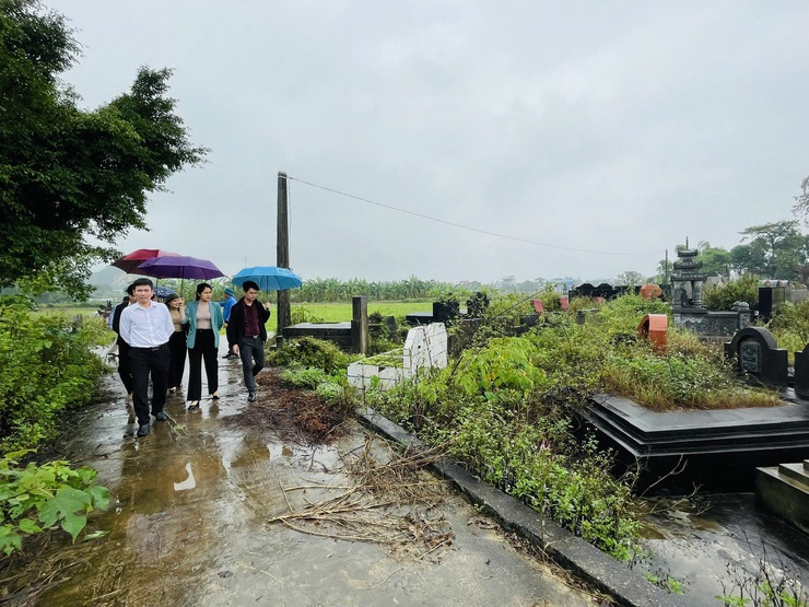 BAN VĂN HOÁ XÃ HỘI HĐND XÃ GIÁM SÁT CÔNG TÁC QUẢN LÝ NGHĨA TRANG VÀ HOẠT ĐỘNG VĂN HÓA TẠI THÔN KIM CHÂM, HỮU VĨNH- Ảnh 8.