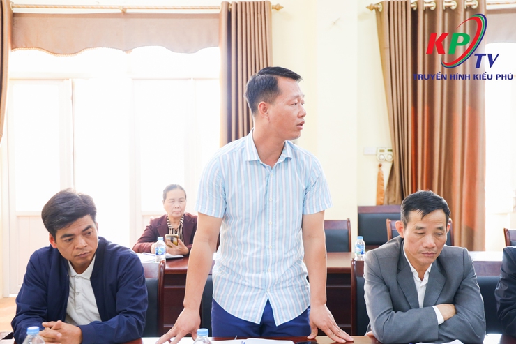 Thường trực Đảng ủy làm việc với Ủy ban Mặt trận Tổ quốc xã về công tác xây dựng mới, sửa chữa nhà cho các hộ gia đình chính sách và có hoàn cảnh khó khăn trên địa bàn xã Kiều Phú- Ảnh 7.