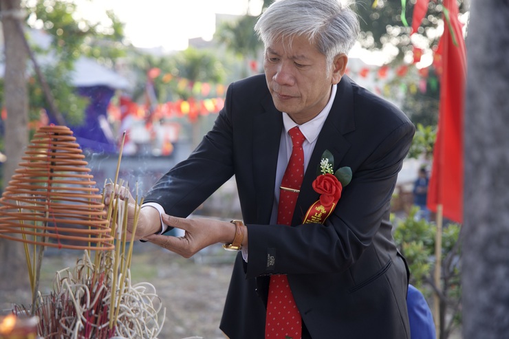 Thôn Lưu Khê và thôn Trần Đăng Xã Ứng Thiên tổ chức lễ khánh thành Đình làng: Gìn giữ và lan tỏa giá trị văn hóa truyền thống- Ảnh 31.