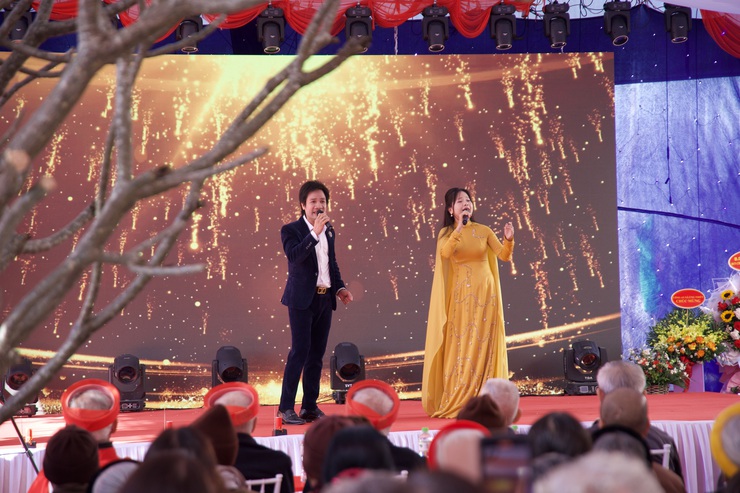 Thôn Lưu Khê và thôn Trần Đăng Xã Ứng Thiên tổ chức lễ khánh thành Đình làng: Gìn giữ và lan tỏa giá trị văn hóa truyền thống- Ảnh 22.