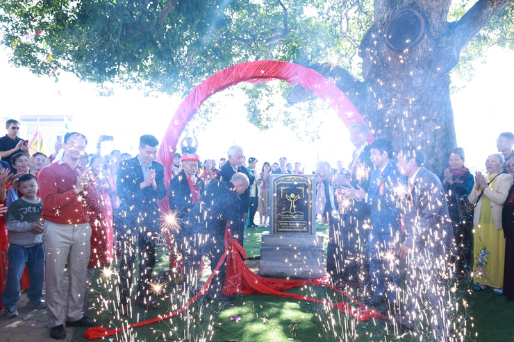 Thôn Lưu Khê và thôn Trần Đăng Xã Ứng Thiên tổ chức lễ khánh thành Đình làng: Gìn giữ và lan tỏa giá trị văn hóa truyền thống- Ảnh 20.