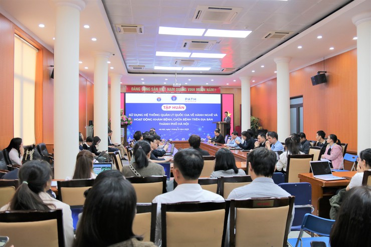 Tập huấn triển khai Hệ thống Quản lý Quốc gia về hành nghề và hoạt động khám bệnh, chữa bệnh- Ảnh 2.