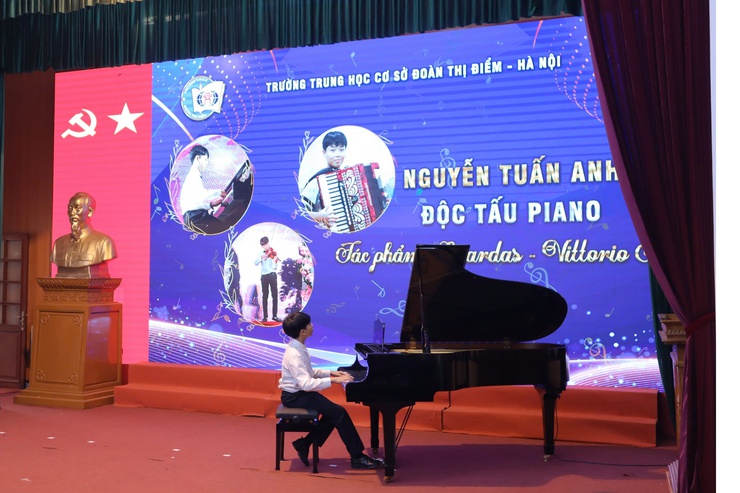 Phường Từ Liêm tổ chức Liên hoan tài năng nhạc cụ học sinh phổ thông lần thứ I, năm học 2025-2026- Ảnh 4.