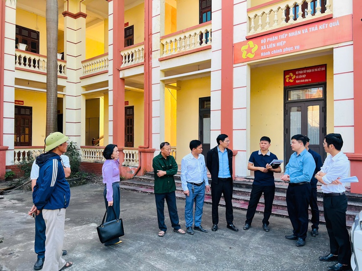 Thường trực HĐND xã Hát Môn: Giám sát về công tác quản lý, sử dụng tài sản công là nhà, đất sau sáp nhập các xã trên địa bàn xã Hát Môn.- Ảnh 3.