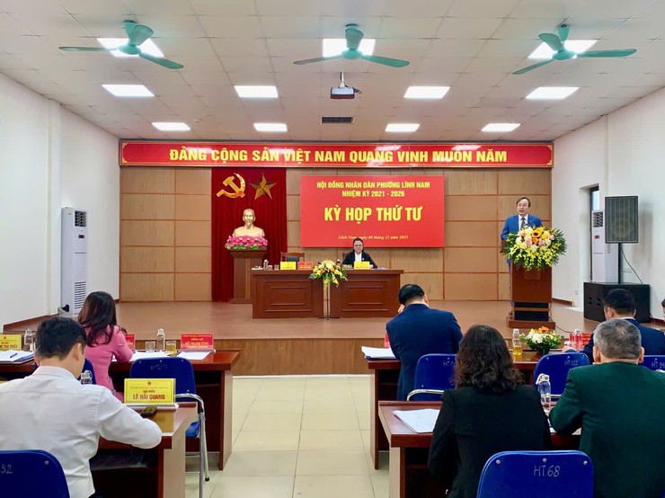 KỲ HỌP THỨ 4 HĐND PHƯỜNG LĨNH NAM: THÔNG QUA NHIỀU NGHỊ QUYẾT QUAN TRỌNG, TẠO NỀN TẢNG VỮNG CHẮC CHO NĂM 2026- Ảnh 1.