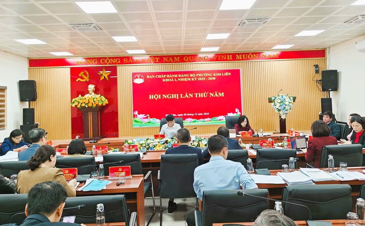 HỘI NGHỊ LẦN THỨ NĂM BAN CHẤP HÀNH ĐẢNG BỘ PHƯỜNG KIM LIÊN XEM XÉT NHIỀU NỘI DUNG QUAN TRỌNG- Ảnh 1.