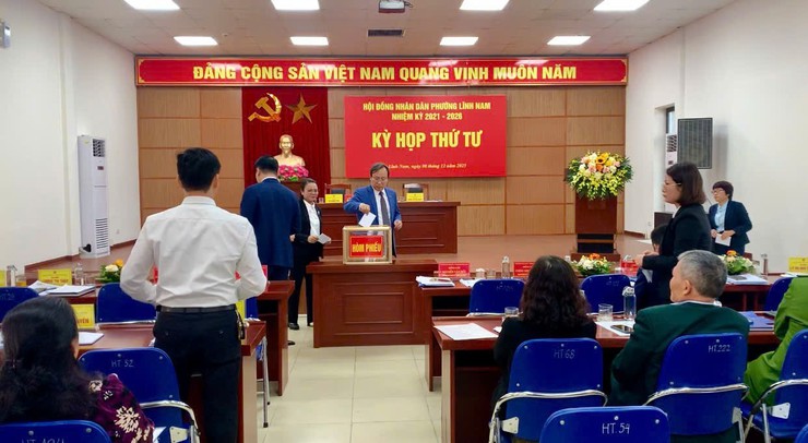 KỲ HỌP THỨ 4 HĐND PHƯỜNG LĨNH NAM: THÔNG QUA NHIỀU NGHỊ QUYẾT QUAN TRỌNG, TẠO NỀN TẢNG VỮNG CHẮC CHO NĂM 2026- Ảnh 3.