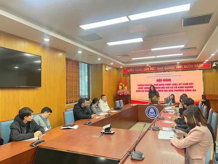 Hội nghị tuyên truyền, phổ biến pháp luật và ký cam kết chấp hành quy định đối với các cơ sở kinh doanh dịch vụ quảng cáo- Ảnh 1.