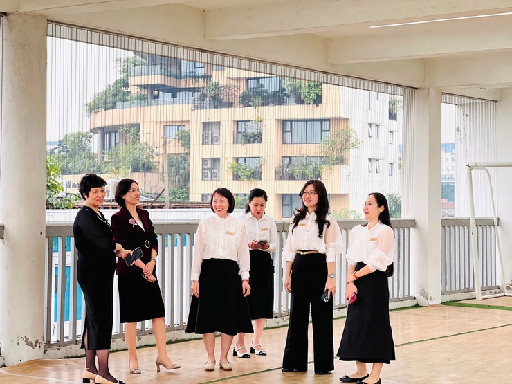 Trường tiểu học Thịnh Hào đón đoàn khảo sát Sở Giáo dục và Đào tạo Hà Nội phục vụ công tác công nhận trường đạt chuẩn Quốc gia- Ảnh 2.