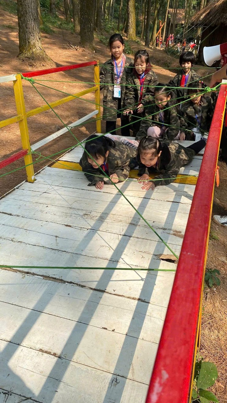 Trường Tiểu học Thúy Lĩnh tổ chức tốt hoạt động học tập trải nghiệm ngoại khóa học kỳ I cho học sinh, năm học 2025-2026- Ảnh 5.