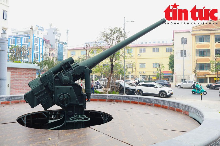 DI TÍCH PHÁO ĐÀI LÁNG KHOÁC DIỆN MẠO MỚI, THU HÚT NGƯỜI DÂN THỦ ĐÔ- Ảnh 2.