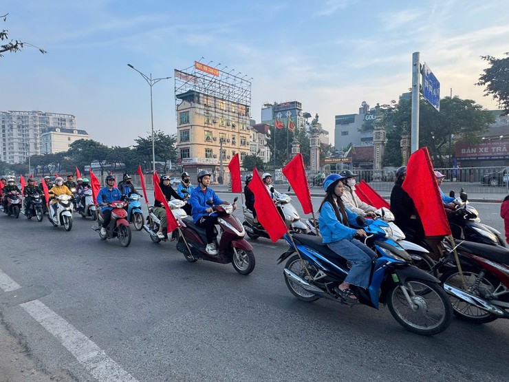 Phường Hoàng Liệt tổ chức Lễ ra quân thực hiện cao điểm đảm bảo trật tự, văn minh đô thị, vệ sinh môi trường, xử lý các vi phạm về đô thị trên địa bàn Phường- Ảnh 6.