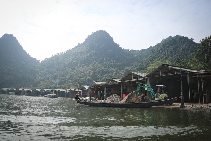 Nhân dân xã Hương Sơn đồng thuận, tích cực cùng chính quyền xây dựng cảnh quan mới tại khu Di tích quốc gia đặc biệt Chùa Hương- Ảnh 4.