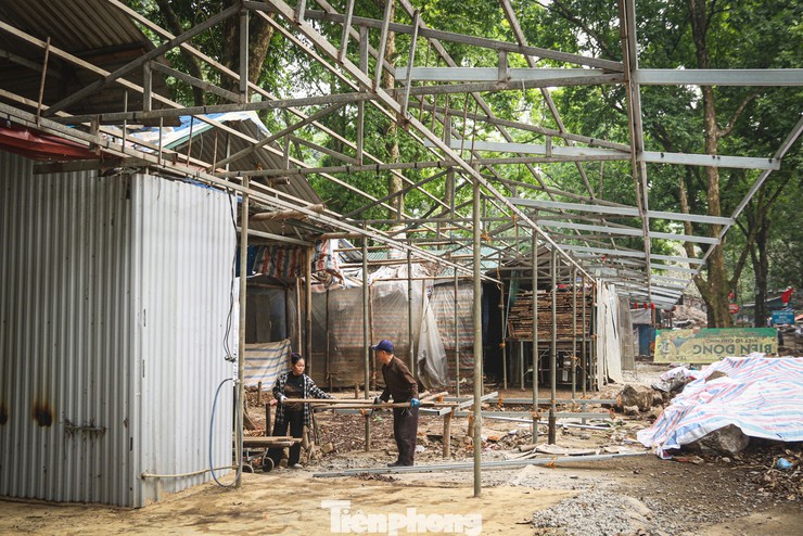 Nhân dân xã Hương Sơn đồng thuận, tích cực cùng chính quyền xây dựng cảnh quan mới tại khu Di tích quốc gia đặc biệt Chùa Hương- Ảnh 6.