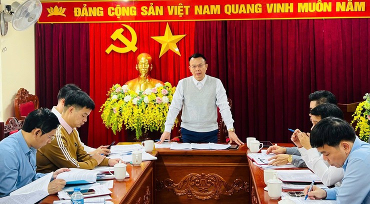 Ban Thường vụ Đảng uỷ xã Hát Môn kiểm điểm đánh giá, xếp loại chất lượng đối với tổ chức đảng, đảng viên và tập thể, cá nhân cán bộ lãnh đạo, quản lý trong hệ thống chính trị của Đảng bộ xã Hát Môn năm 2025.- Ảnh 1.