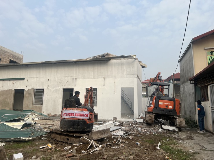 Xã Ngọc Hồi triển khai Kế hoạch cưỡng chế buộc thực hiện biện pháp khắc phục hậu quả đối với các trường hợp vi phạm- Ảnh 1.