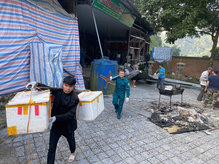 Nhân dân xã Hương Sơn đồng thuận, tích cực cùng chính quyền xây dựng cảnh quan mới tại khu Di tích quốc gia đặc biệt Chùa Hương- Ảnh 3.