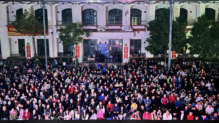 Mưa Đỏ – Ngọn Lửa Tự Hào Dân Tộc Giữa Lòng Ba Đình- Ảnh 9.