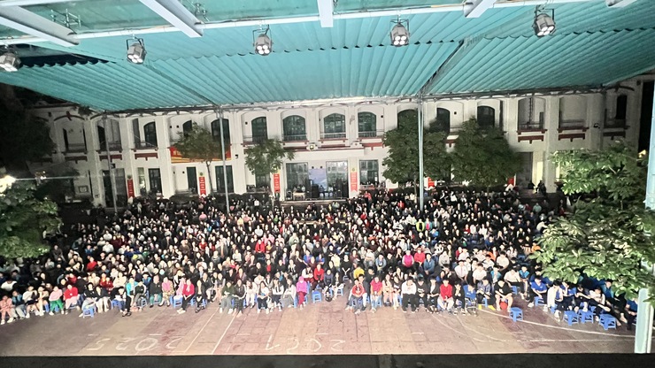 Mưa Đỏ – Ngọn Lửa Tự Hào Dân Tộc Giữa Lòng Ba Đình- Ảnh 7.