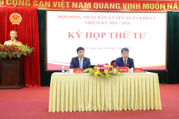  Kỳ họp thứ 4 HĐND xã Yên Xuân khoá I nhiệm kỳ 2021 – 2026: Thông qua nhiều Nghị quyết quan trọng- Ảnh 6.