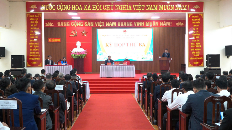 NGÀY LÀM VIỆC THỨ NHẤT KỲ HỌP THỨ BA – HĐND XÃ DÂN HÒA KHÓA XXIII: DÂN CHỦ, TRÁCH NHIỆM, THẲNG THẮN, NHIỀU NỘI DUNG QUAN TRỌNG ĐƯỢC THẢO LUẬN- Ảnh 1.