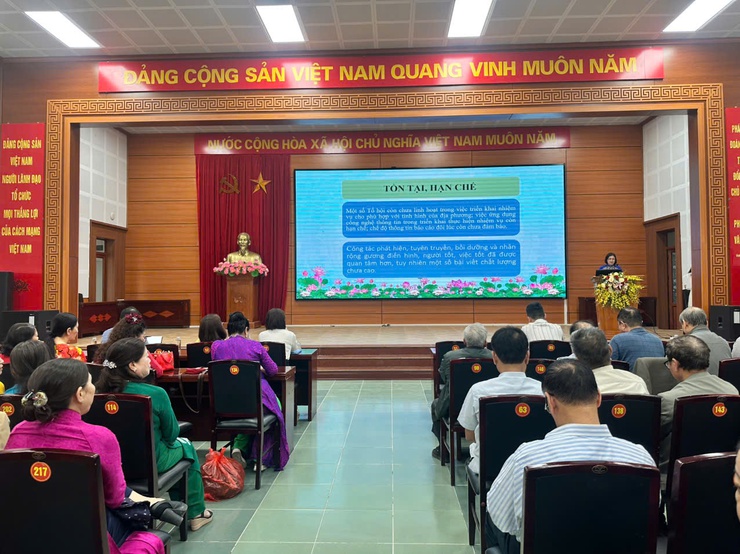 Hội Liên hiệp phụ nữ phường Long Biên tổ chức hội nghị tổng kết công tác Hội và phong trào phụ nữ năm 2025- Ảnh 1.