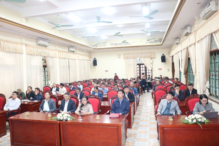 Xã Hòa Phú: Tổ chức hội nghị truyền thông về số hóa, xây dựng cơ sở dữ liệu dùng chung và giải pháp VNPT Green- Ảnh 2.