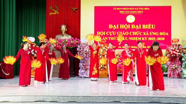 ĐẠI HỘI ĐẠI BIỂU HỘI CỰU GIÁO CHỨC XÃ ỨNG HOÀ LẦN THỨ NHẤT, NHIỆM KỲ 2025 – 2030.- Ảnh 14.