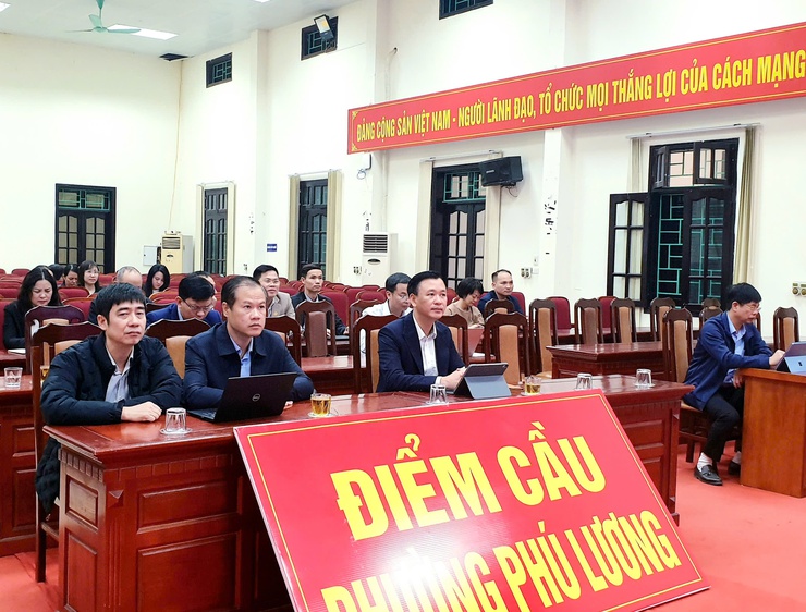 Phường Phú Lương tham dự trực tuyến Hội nghị tổng kết công tác phòng, chống tham nhũng, lãng phí, tiêu cực nhiệm kỳ Đại hội XIII của Đảng- Ảnh 2.