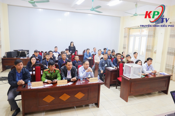 UBND xã Kiều Phú tổ chức phiên đấu giá quyền sử dụng đất công ích cho thuê sản xuất nông nghiệp tại 12 khu đất trên địa bàn- Ảnh 3.