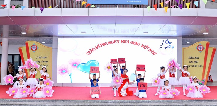 PHƯỜNG LĨNH NAM TỔ CHỨC HỘI THI GIÁO VIÊN DẠY GIỎI CẤP TIỂU HỌC, NĂM HỌC 2025 -2026- Ảnh 1.