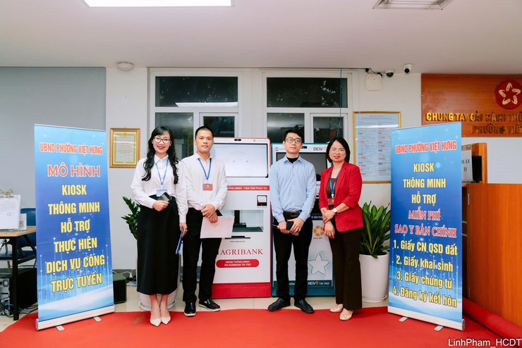 Phường Việt Hưng ra mắt mô hình Kiosk thông minh hỗ trợ thực hiện dịch vụ công trực tuyến- Ảnh 7.