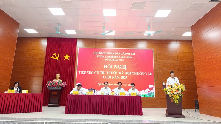 Đại biểu HĐND xã Nội Bài khóa I tiếp xúc cử tri trước kỳ họp thường lệ cuối năm 2025- Ảnh 1.