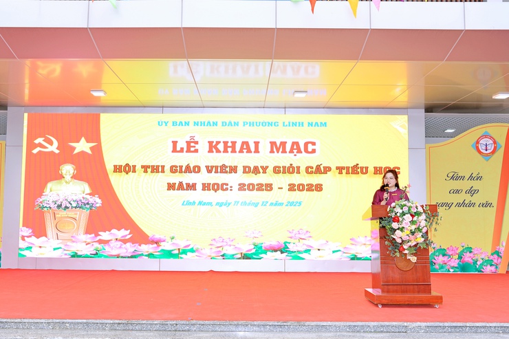 PHƯỜNG LĨNH NAM TỔ CHỨC HỘI THI GIÁO VIÊN DẠY GIỎI CẤP TIỂU HỌC, NĂM HỌC 2025 -2026
- Ảnh 4.