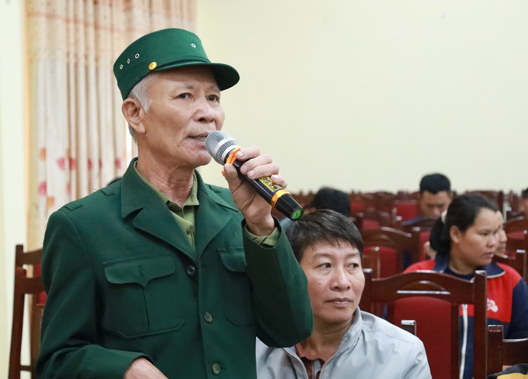 Xã Minh Châu tổ chức đối thoại về thu hồi đất, khai thác mỏ cát Tây Đằng – Minh Châu cung ứng vật liệu cho dự án Cảng hàng không quốc tế Gia Bình- Ảnh 5.