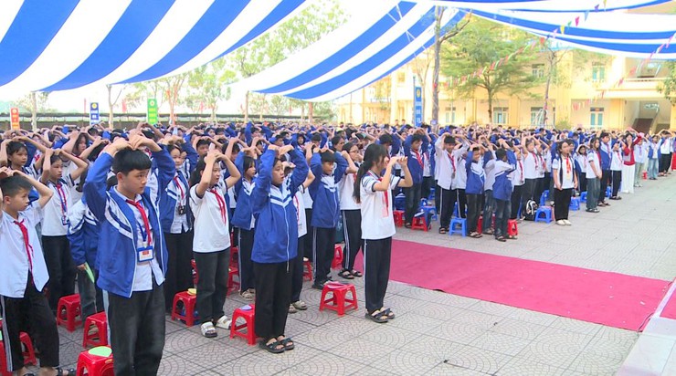 Trường THCS Võng Xuyên B tổ chức chương trình ngoại khoá Chuyên đề "Lòng biết ơn"- Ảnh 12.