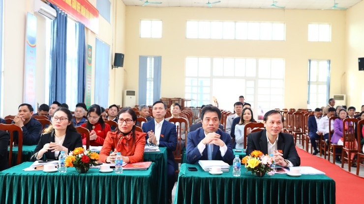 Kỳ họp thứ Năm HĐND xã Sơn Đồng khóa XX thống nhất ban hành 7 Nghị quyết- Ảnh 2.