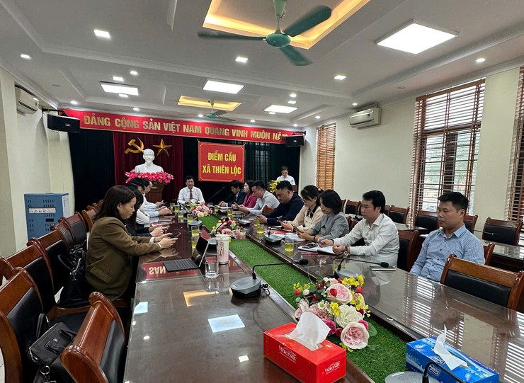 Hội nghị công bố Nghị quyết, Quyết định của Ban thường vụ Đảng ủy xã về công tác cán bộ- Ảnh 1.