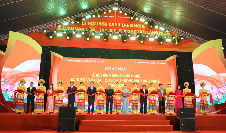 Sức sống mới cho các làng nghề truyền thống của Phú Xuyên- Ảnh 2.