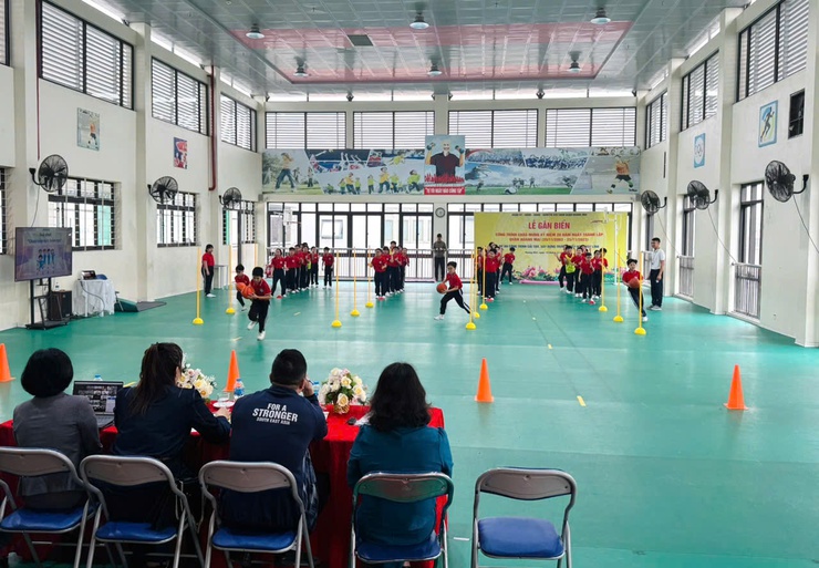 PHƯỜNG LĨNH NAM TỔ CHỨC HỘI THI GIÁO VIÊN DẠY GIỎI CẤP TIỂU HỌC, NĂM HỌC 2025 -2026
- Ảnh 7.