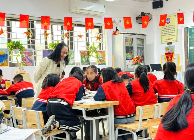 PHƯỜNG LĨNH NAM TỔ CHỨC HỘI THI GIÁO VIÊN DẠY GIỎI CẤP TIỂU HỌC, NĂM HỌC 2025 -2026
- Ảnh 10.