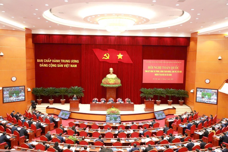 Hội nghị toàn quốc tổng kết công tác phòng, chống tham nhũng, lãng phí,
tiêu cực
- Ảnh 1.