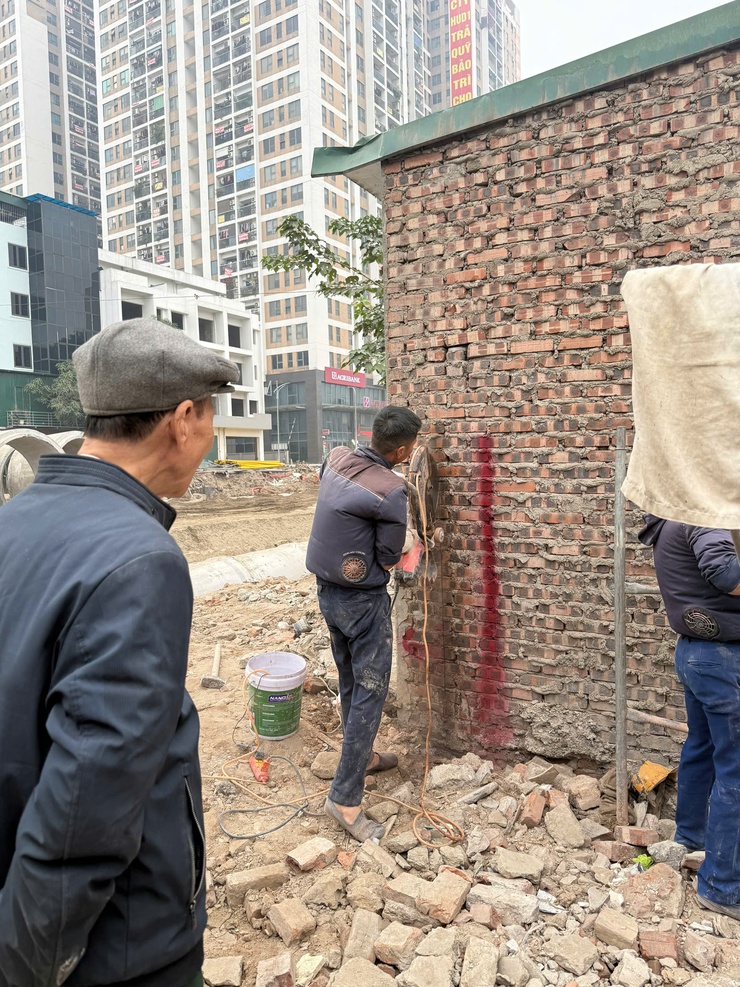 PHƯỜNG ĐỊNH CÔNG RA QUÂN TUYÊN TRUYỀN PHỤC VỤ DỰ ÁN TUYẾN ĐƯỜNG 2,5- Ảnh 7.