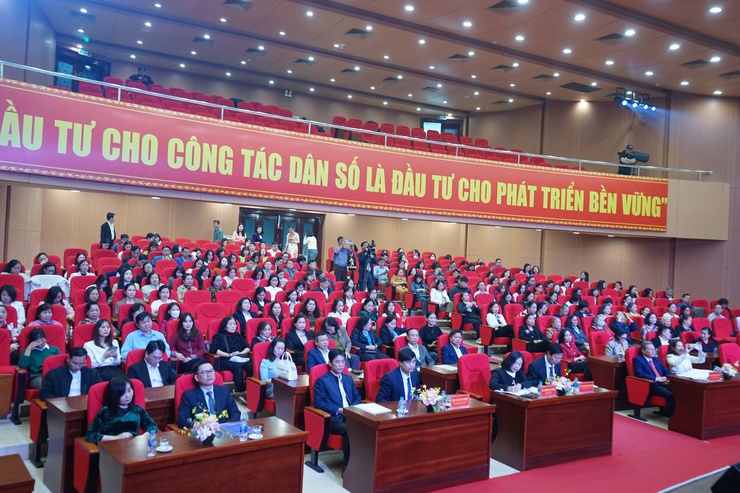 Cầu Giấy hưởng ứng Tháng hành động quốc gia về Dân số và Ngày Dân số Việt Nam- Ảnh 2.