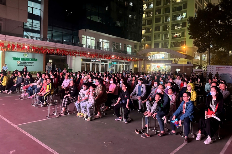 Phường Thanh Xuân công chiếu miễn phí phim “Mưa đỏ”, giáo dục truyền thống cách mạng- Ảnh 5.